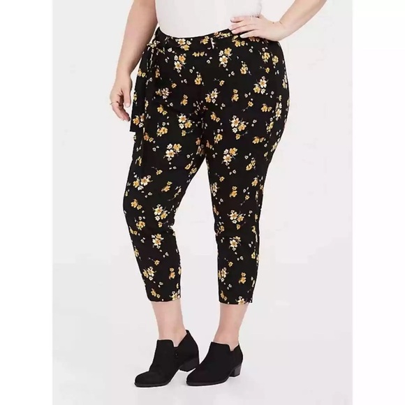 Torrid Black & Yellow Floral Paperbag Crop Pants - Picture 1 of 9